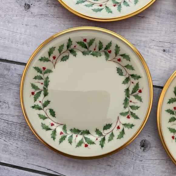 Lenox‎ Holiday Dimension Salad Plates Set Of 4 Holly Berries Gold Trim Lot #2 - Picture 5 of 11